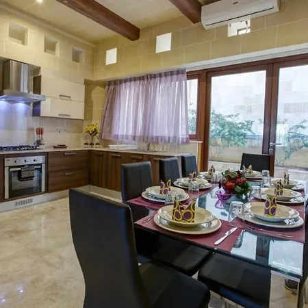 Cara Tatil Evi